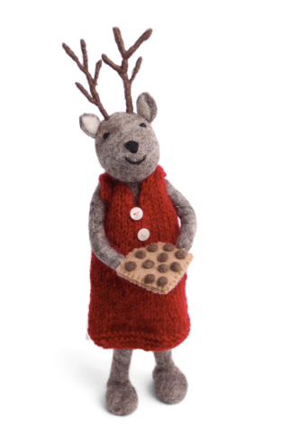 Gry & Sif Small Grey Girl Deer with Baking Tray.