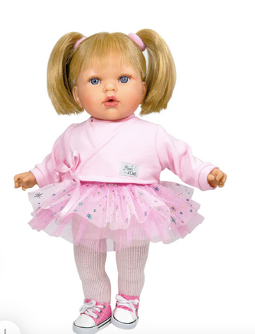 Little Tita Star Doll (4280) by Nines D'Onil.