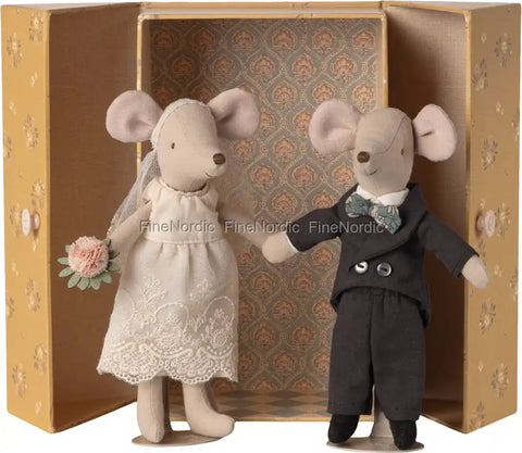 Maileg Wedding Couple in Box