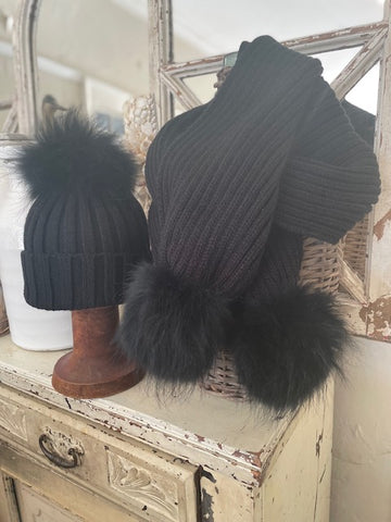 Fur Pom Pom Beanie & Scarf Set - Black