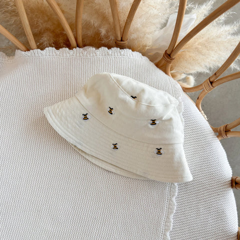 Blossom and Pear - Denim Bee Bucket Hat - Cream