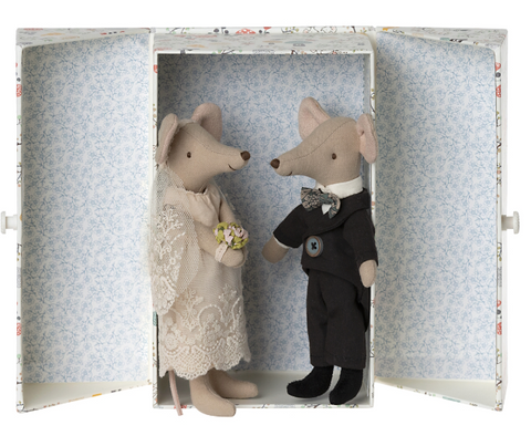 Maileg Wedding Couple in Box