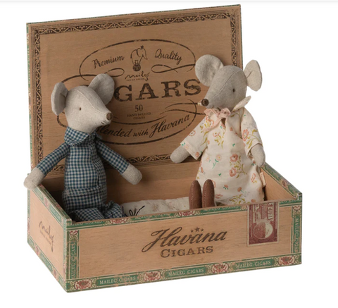 Maileg Grandma & Grandpa Mice in Box - 2023.