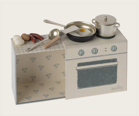 Maileg Mouse Cooking Set.