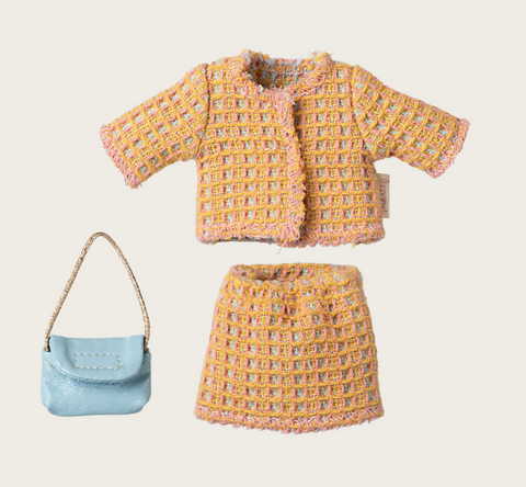 Maileg Suit for Mum Mouse.