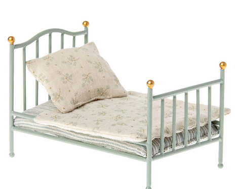 Maileg Vintage Bed Mouse.